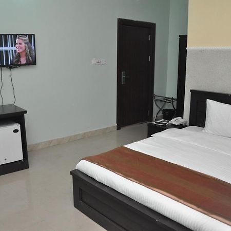 Grand Capital Hotel Akure 外观 照片