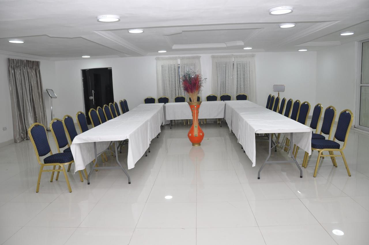 Grand Capital Hotel Akure 外观 照片