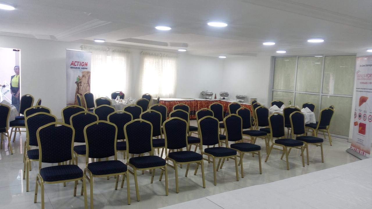 Grand Capital Hotel Akure 外观 照片