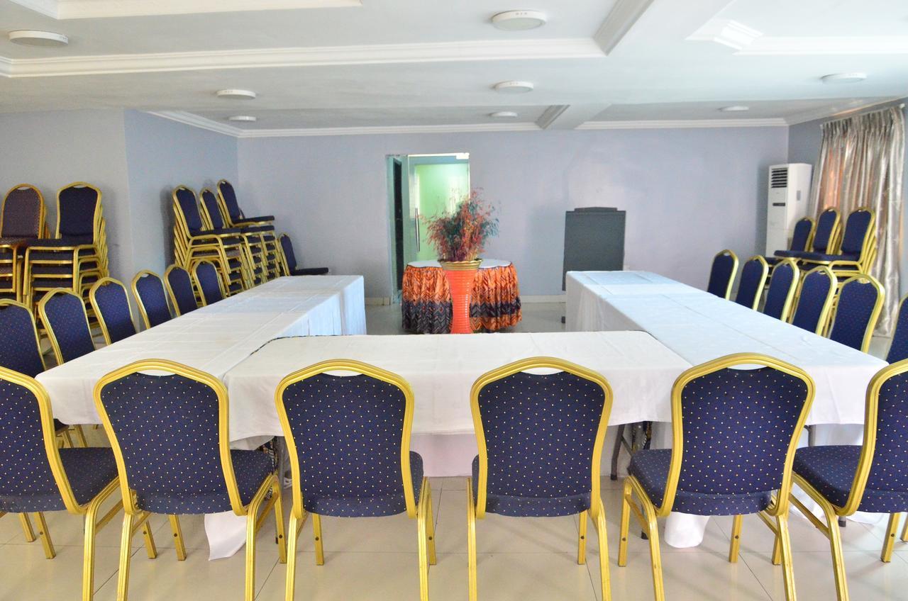 Grand Capital Hotel Akure 外观 照片